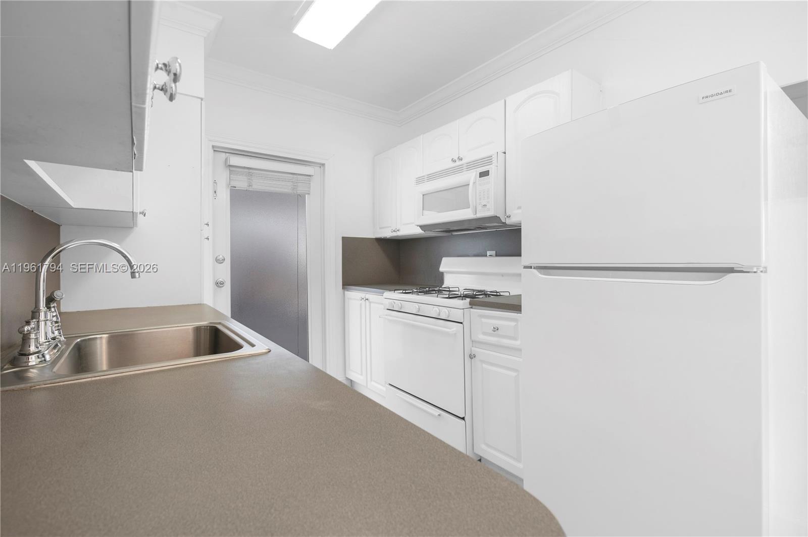 MIMO ON THE BEACH III CON - Residential