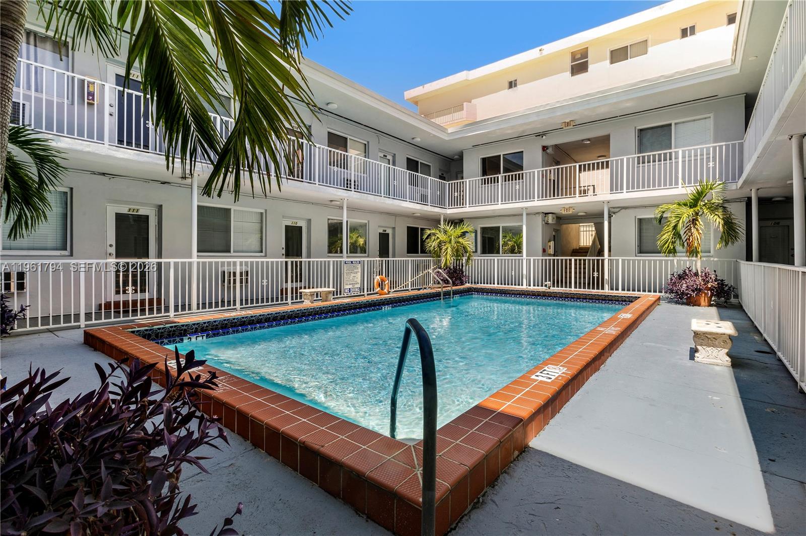 MIMO ON THE BEACH III CON - Residential