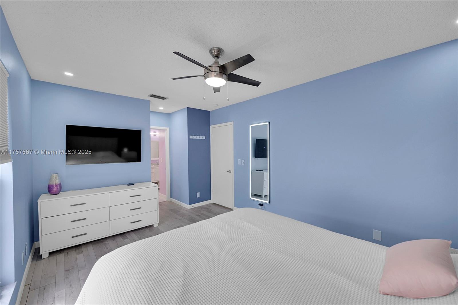 LAKES OF WOODHAVEN I AND - Residential