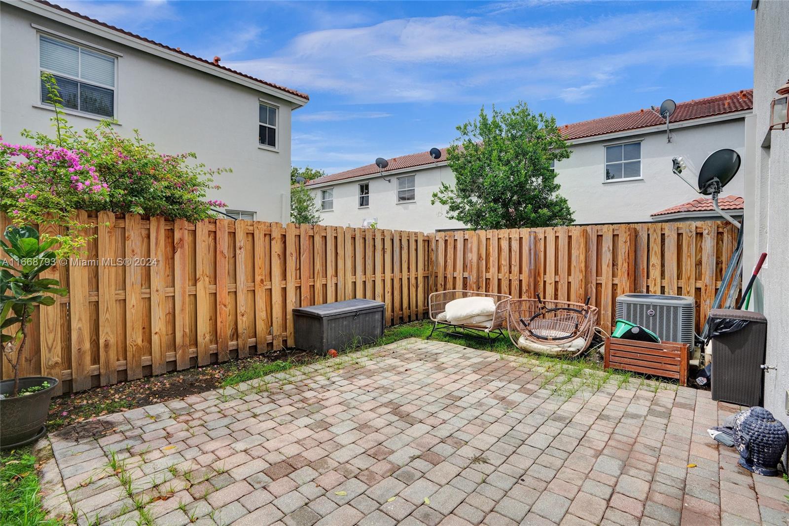 IVES DAIRY TOWNHOMES - Residential Lease