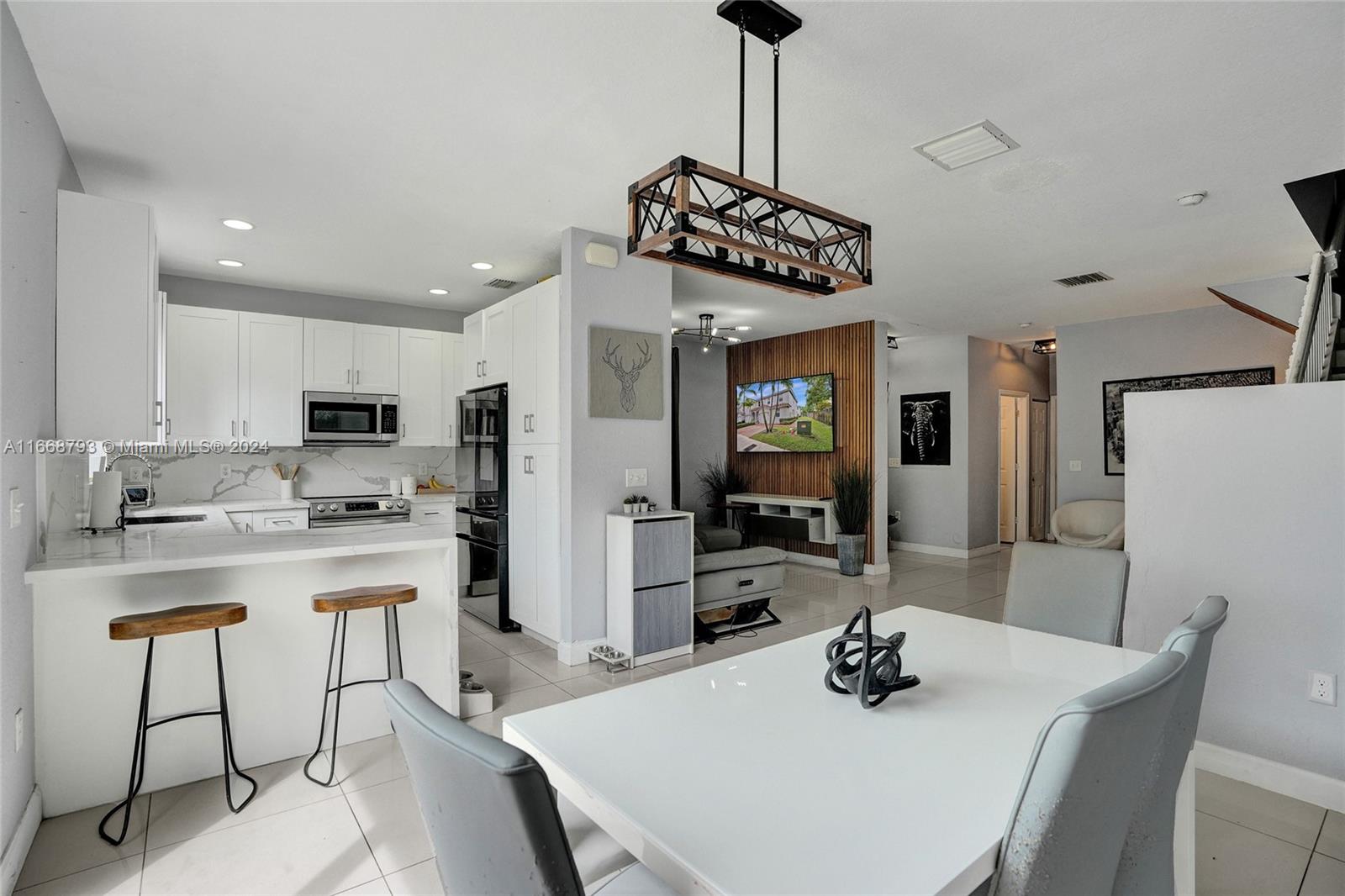 IVES DAIRY TOWNHOMES - Residential Lease