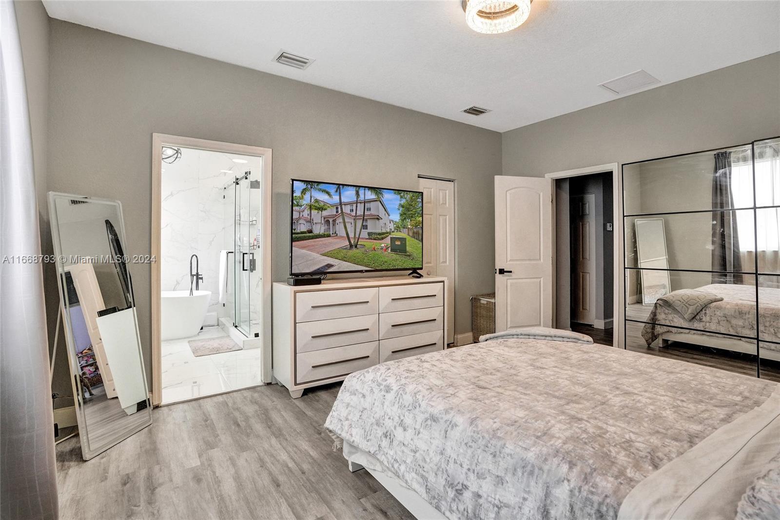 IVES DAIRY TOWNHOMES - Residential Lease