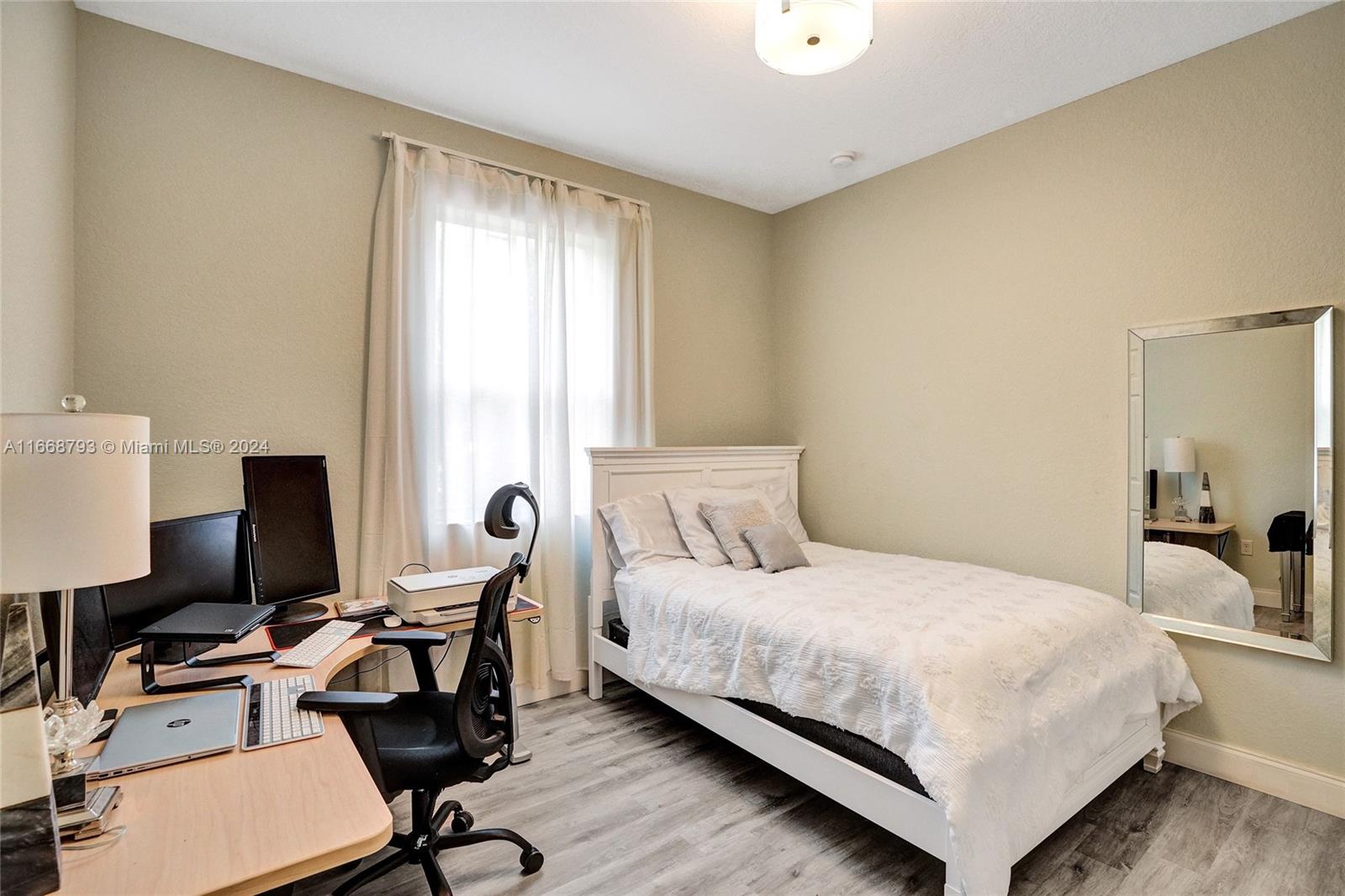 IVES DAIRY TOWNHOMES - Residential Lease