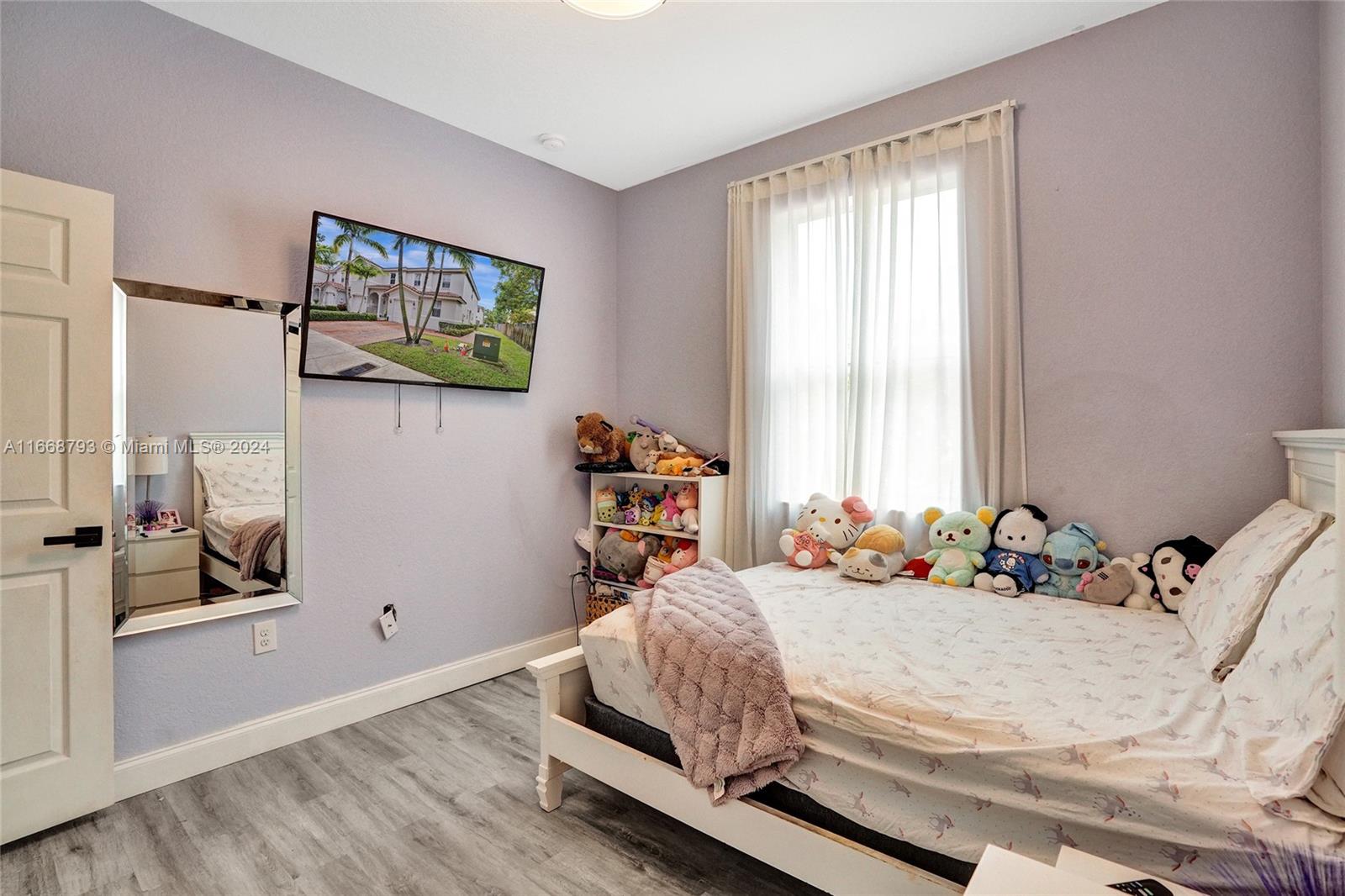 IVES DAIRY TOWNHOMES - Residential Lease