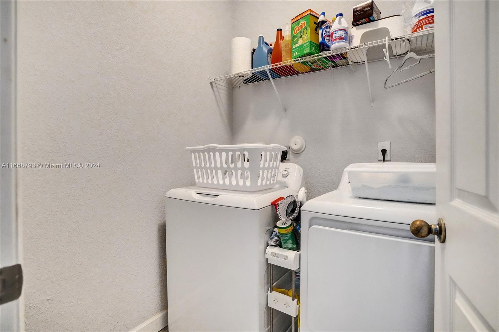 IVES DAIRY TOWNHOMES - Residential Lease