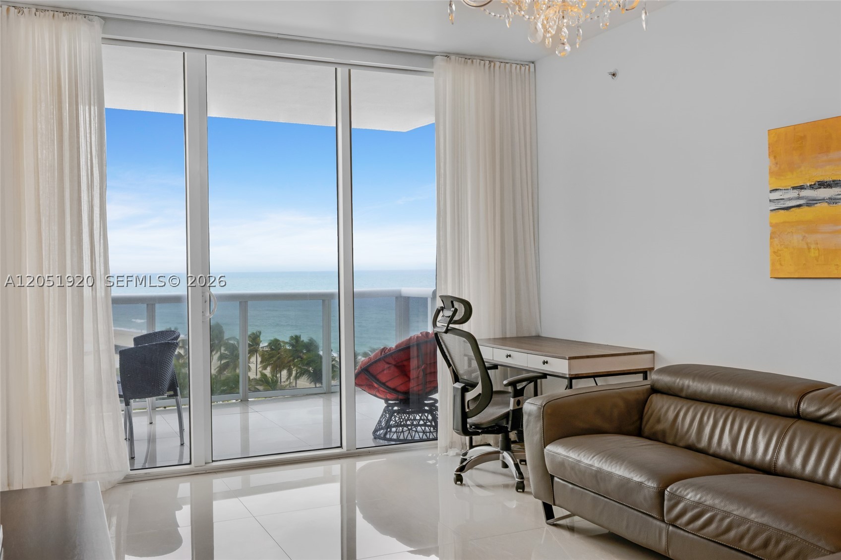 18201 Collins Ave 902