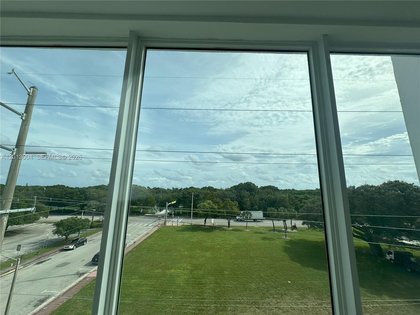 HARDING HALL CONDOMINIUM - Residential Lease