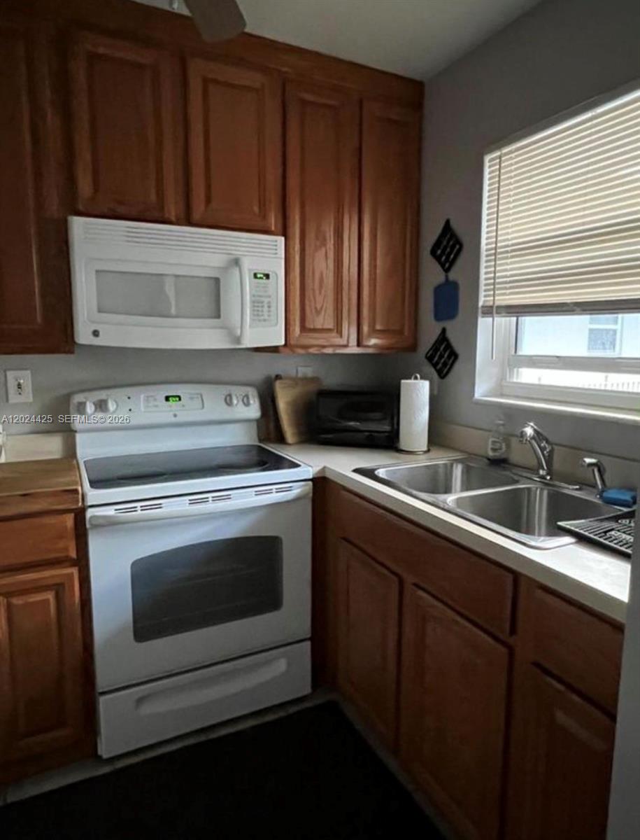 HARBORDALE CONDO - Residential Lease