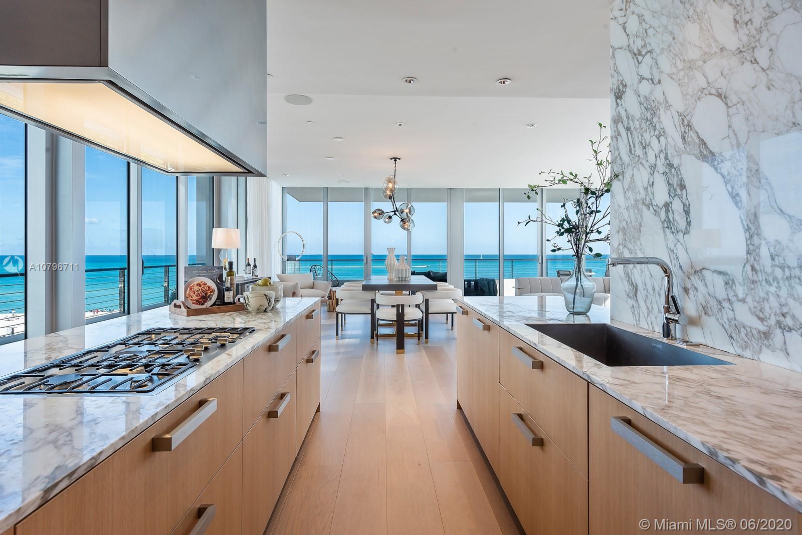 BEACH HOUSE 8 CONDO - Residential