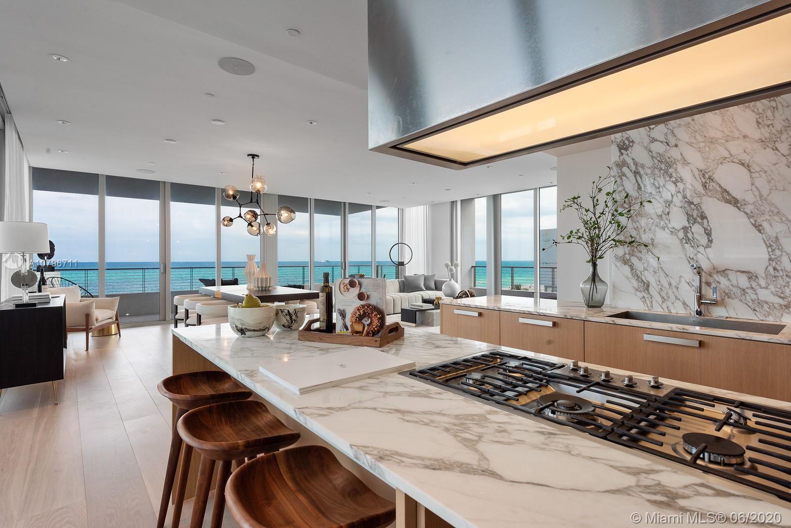 BEACH HOUSE 8 CONDO - Residential