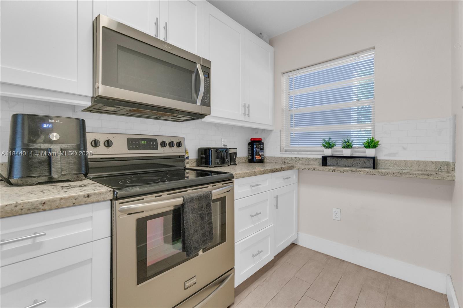 POINCIANA 1 OF PINE ISLAN - Residential