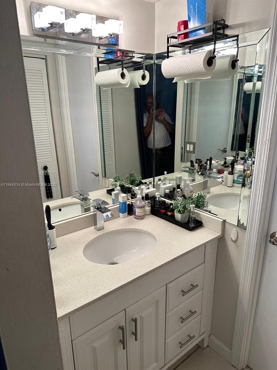 POINCIANA 1 OF PINE ISLAN - Residential