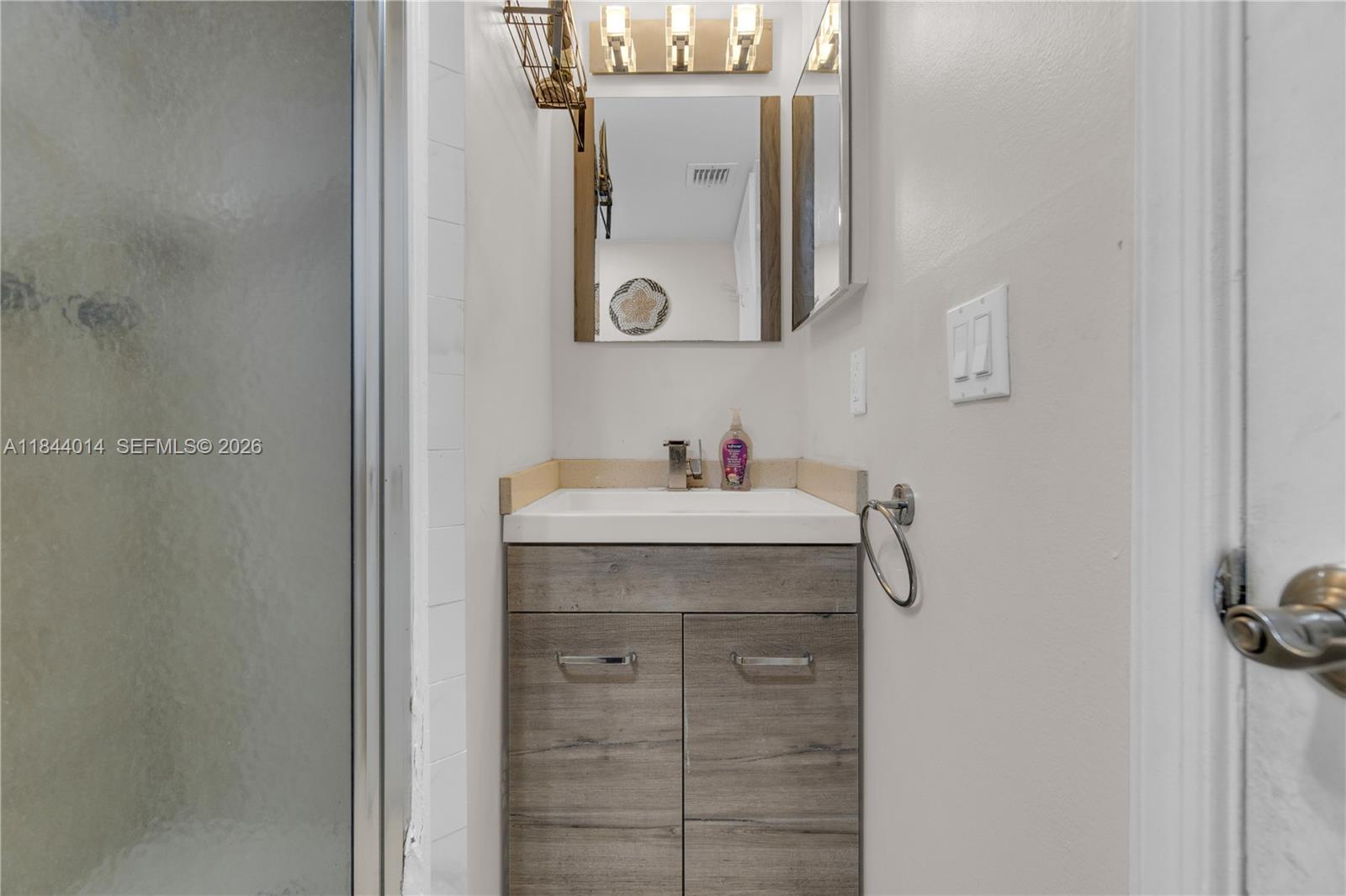 POINCIANA 1 OF PINE ISLAN - Residential