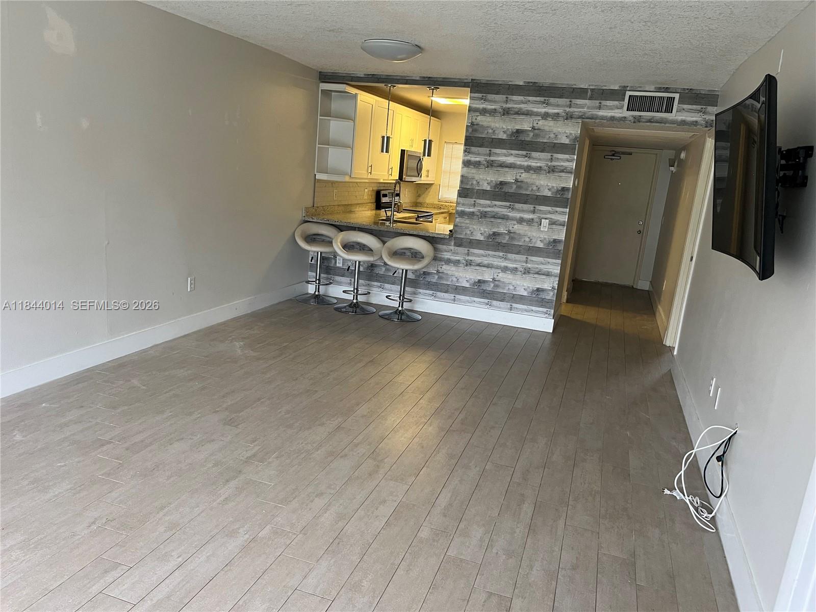 POINCIANA 1 OF PINE ISLAN - Residential