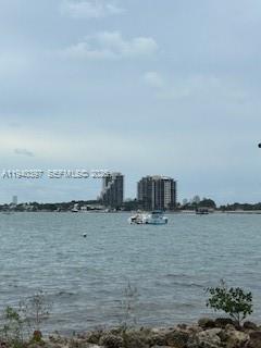 OPERA TOWER CONDO - Residential