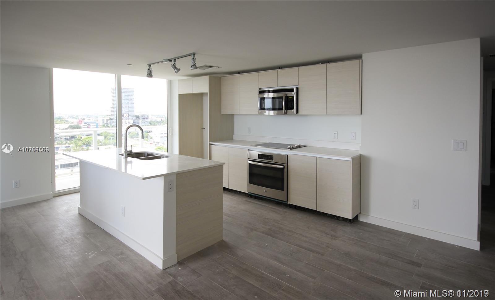 Baltus House - Residential