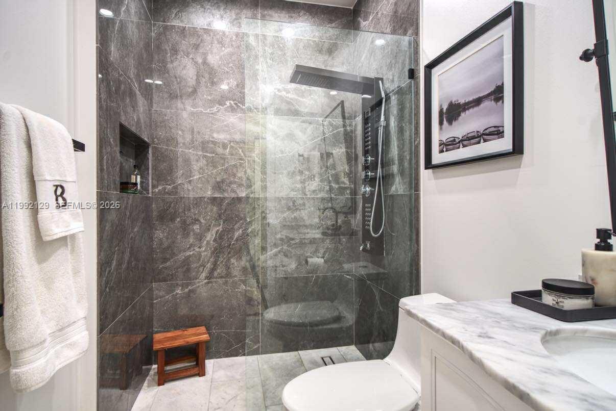 TOWNGATE - Residential