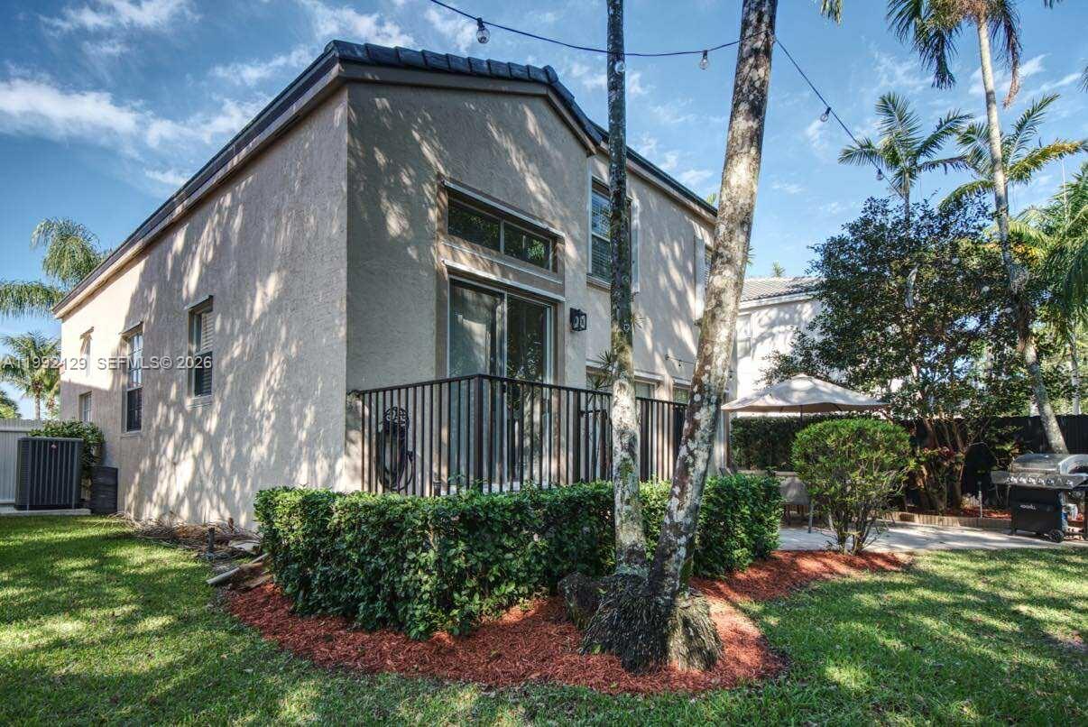 TOWNGATE - Residential