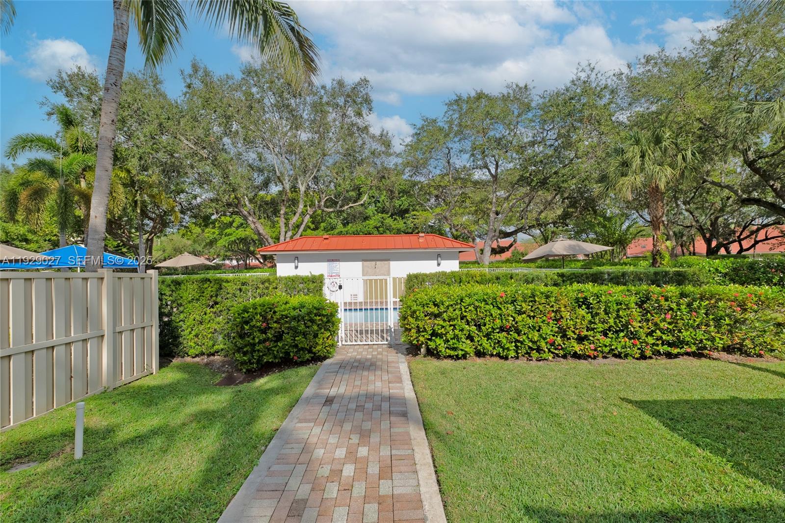 PALM AIRE CYPRESS COURSE - Residential Lease