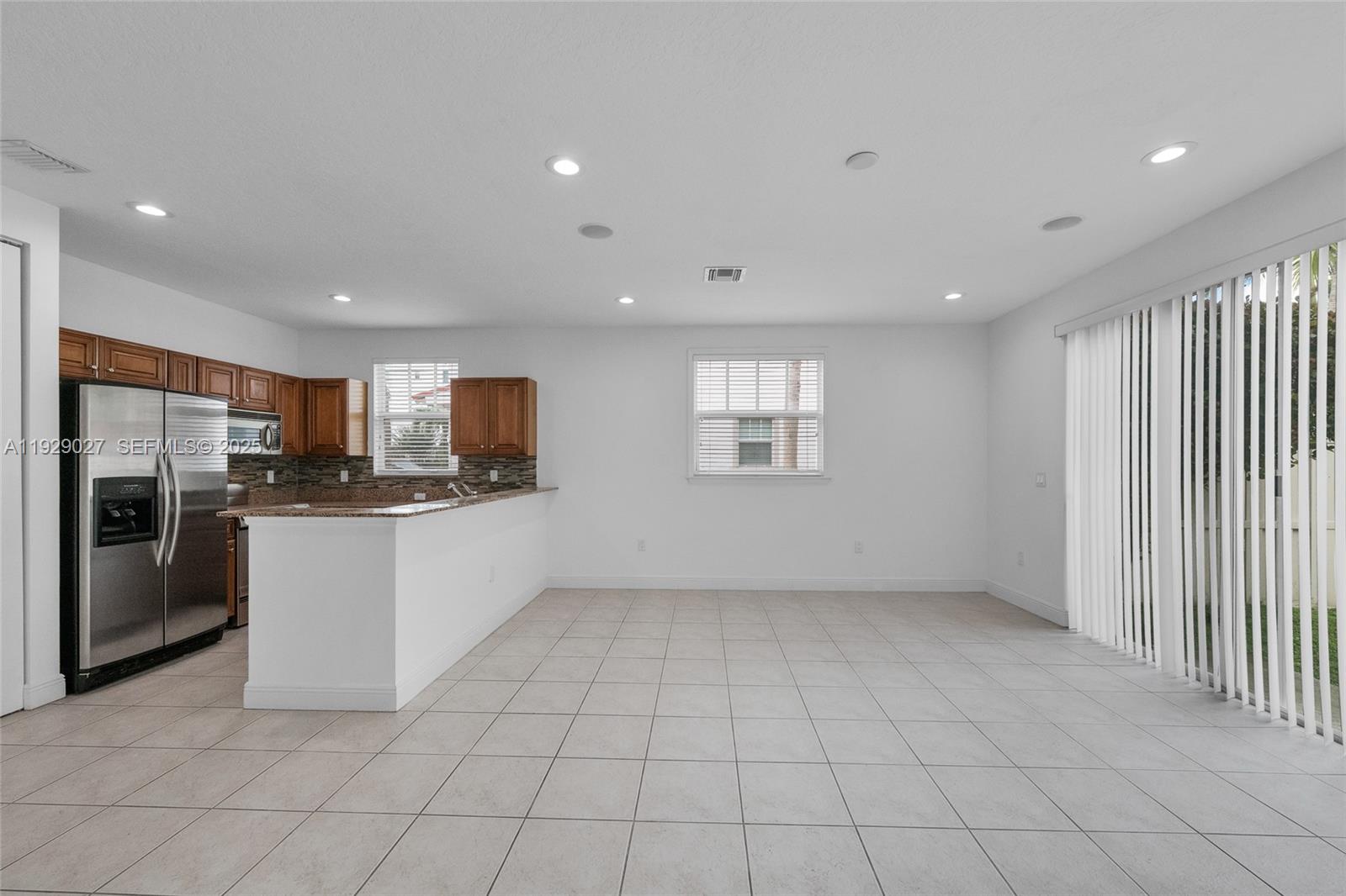 PALM AIRE CYPRESS COURSE - Residential Lease