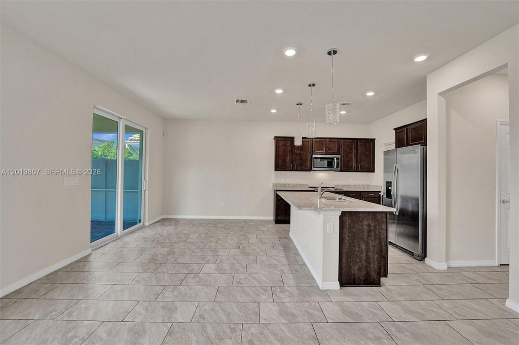 Photo of 4764 Eucalyptus Dr, Hollywood, FL 33021 (MLS # A12019807)