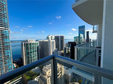 1060 Brickell Ave 4003 Miami FL 33131