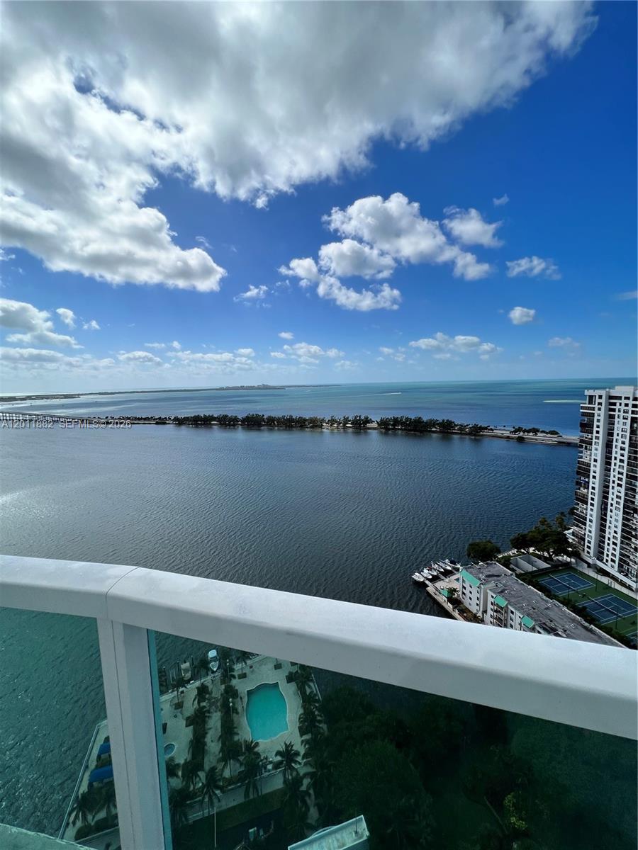 2101 Brickell Ave 3205