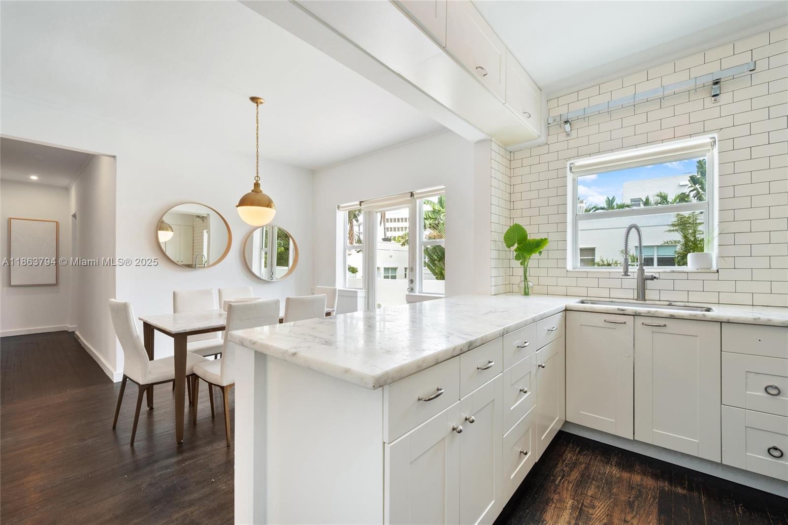 KIM AIMEE CONDO - Residential