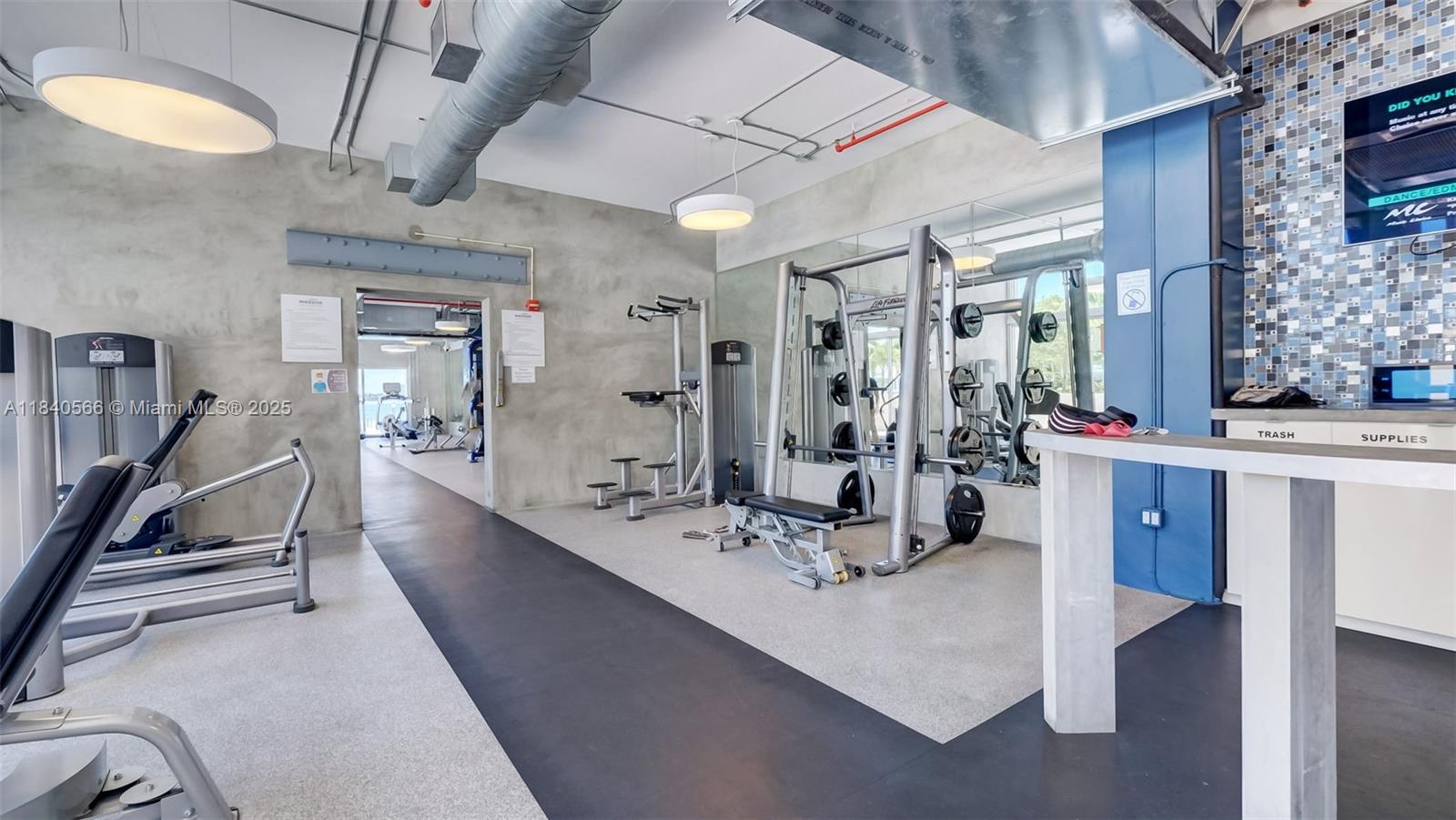 MIRADOR 1200 CONDO - Residential