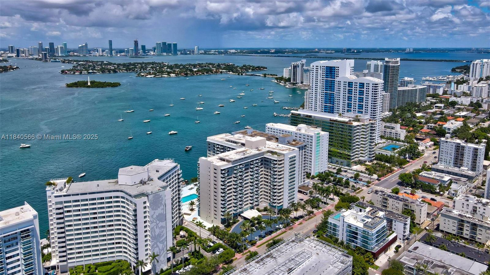 1200 West Ave 1224