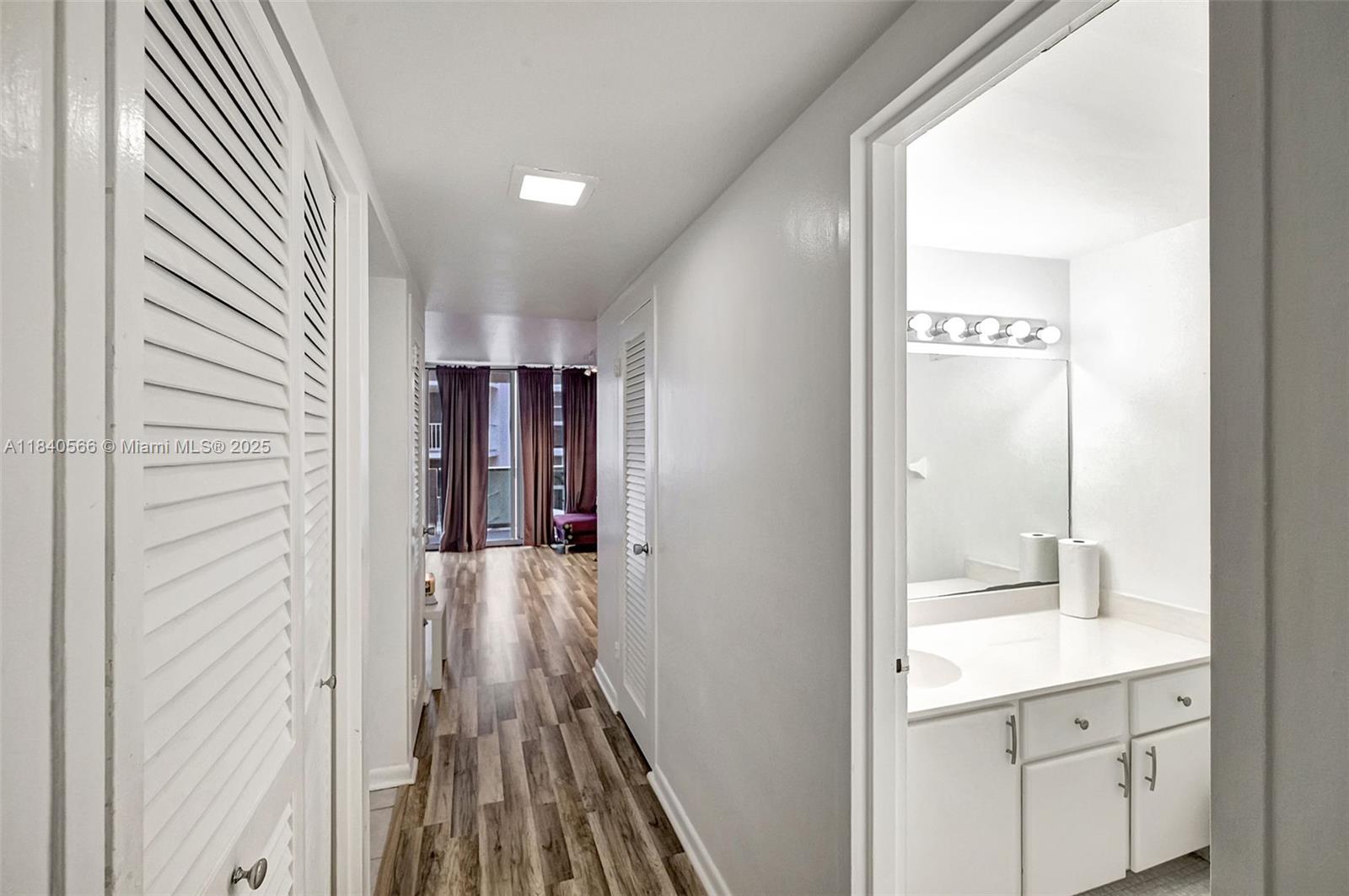 MIRADOR 1200 CONDO - Residential