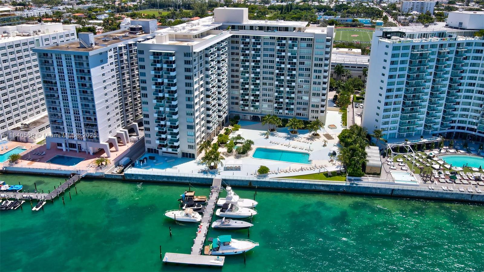 MIRADOR 1200 CONDO - Residential