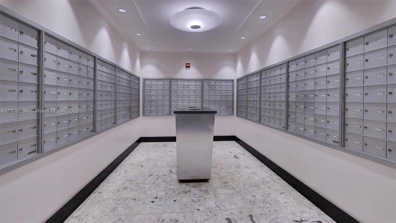 MIRADOR 1200 CONDO - Residential