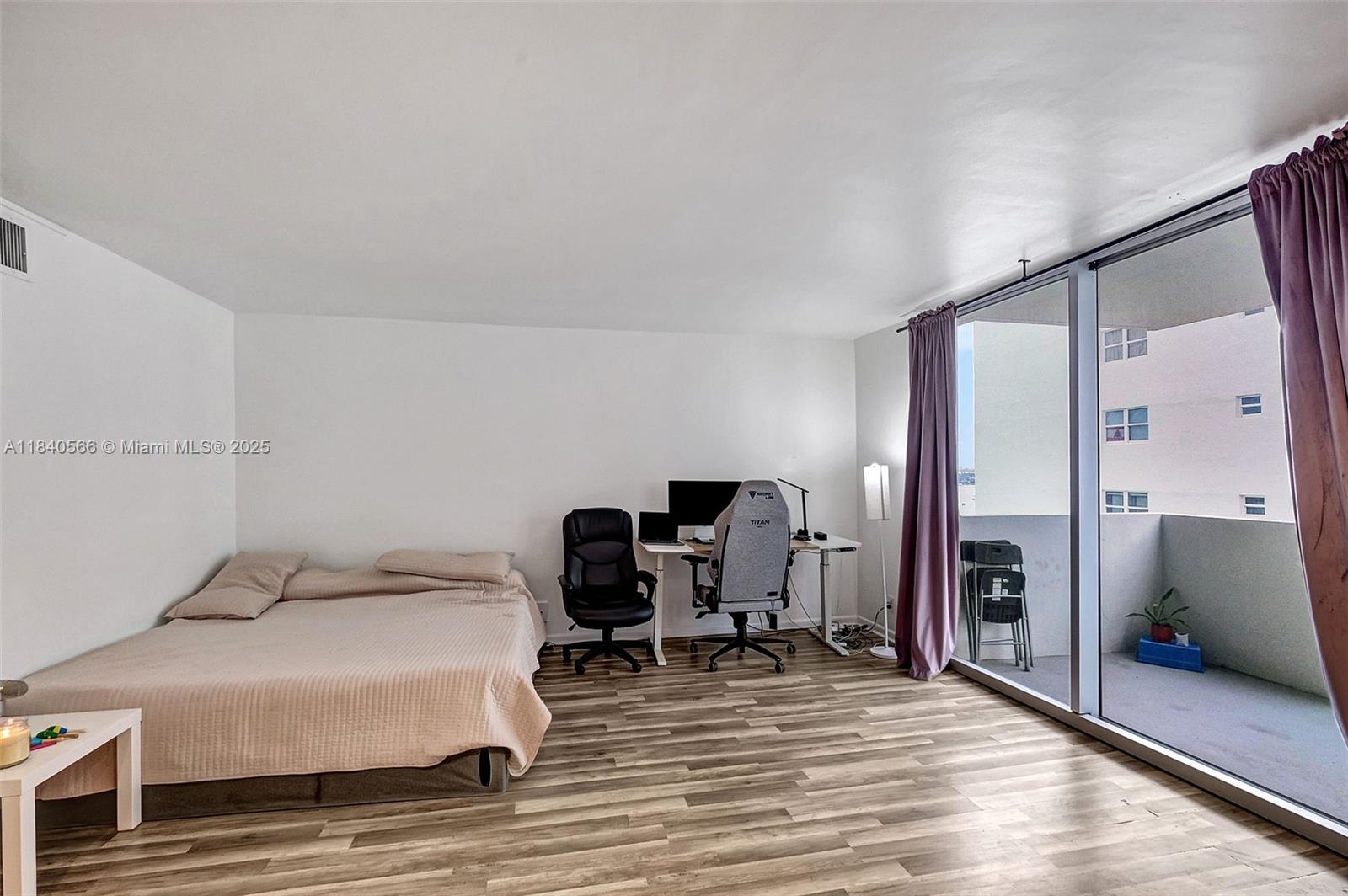 MIRADOR 1200 CONDO - Residential