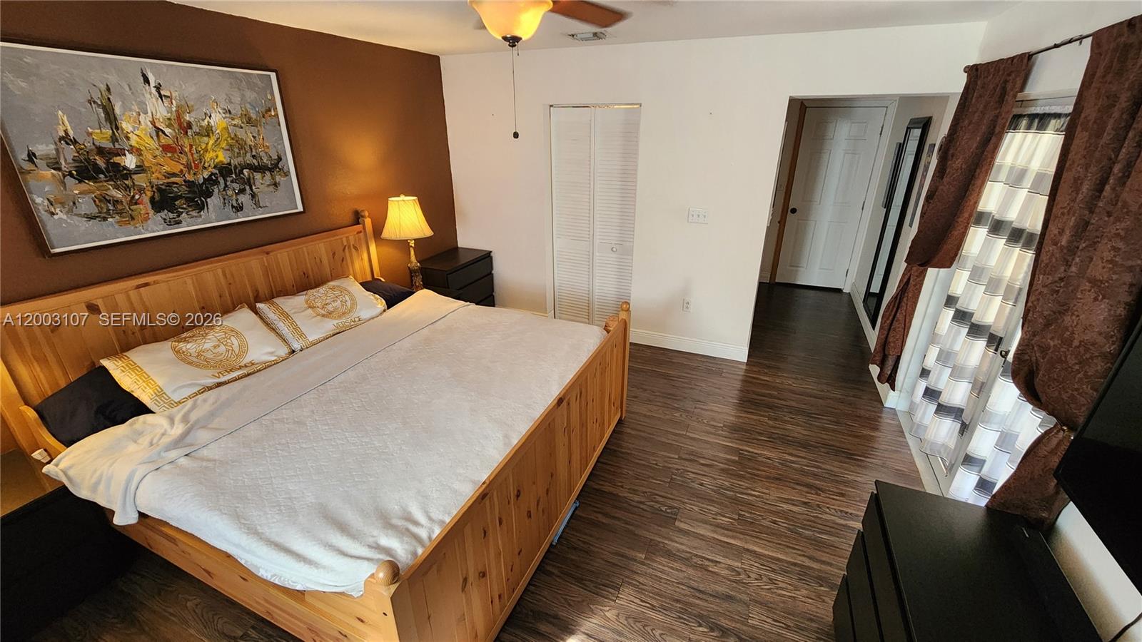 BENSON MANOR - Residential