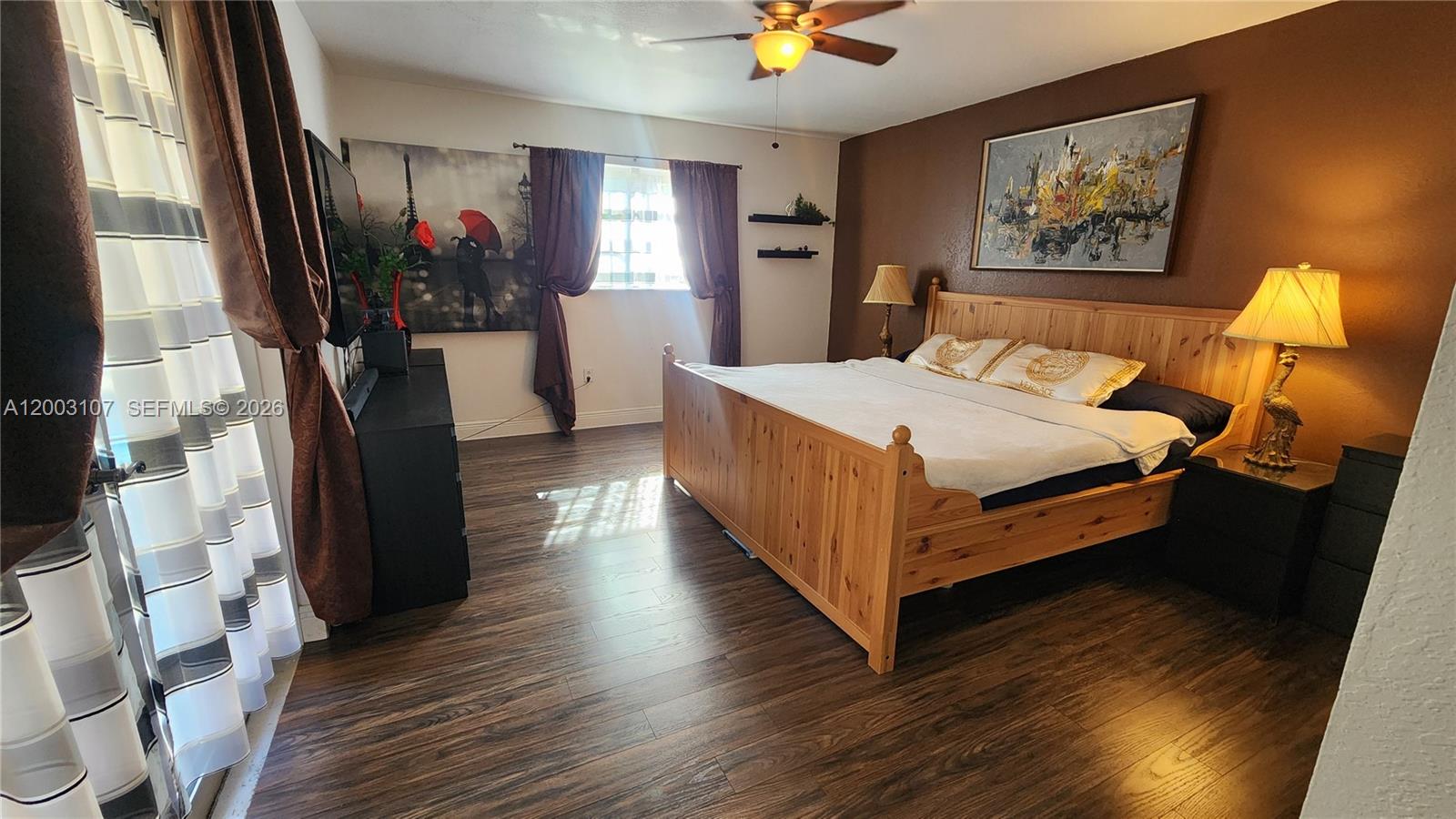 BENSON MANOR - Residential