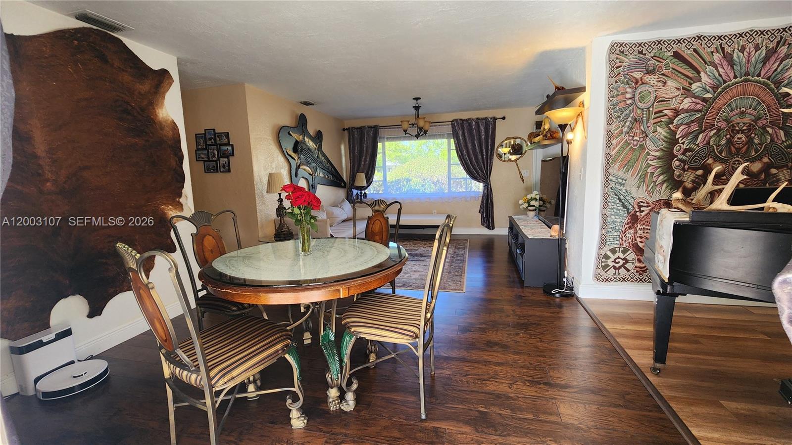 BENSON MANOR - Residential