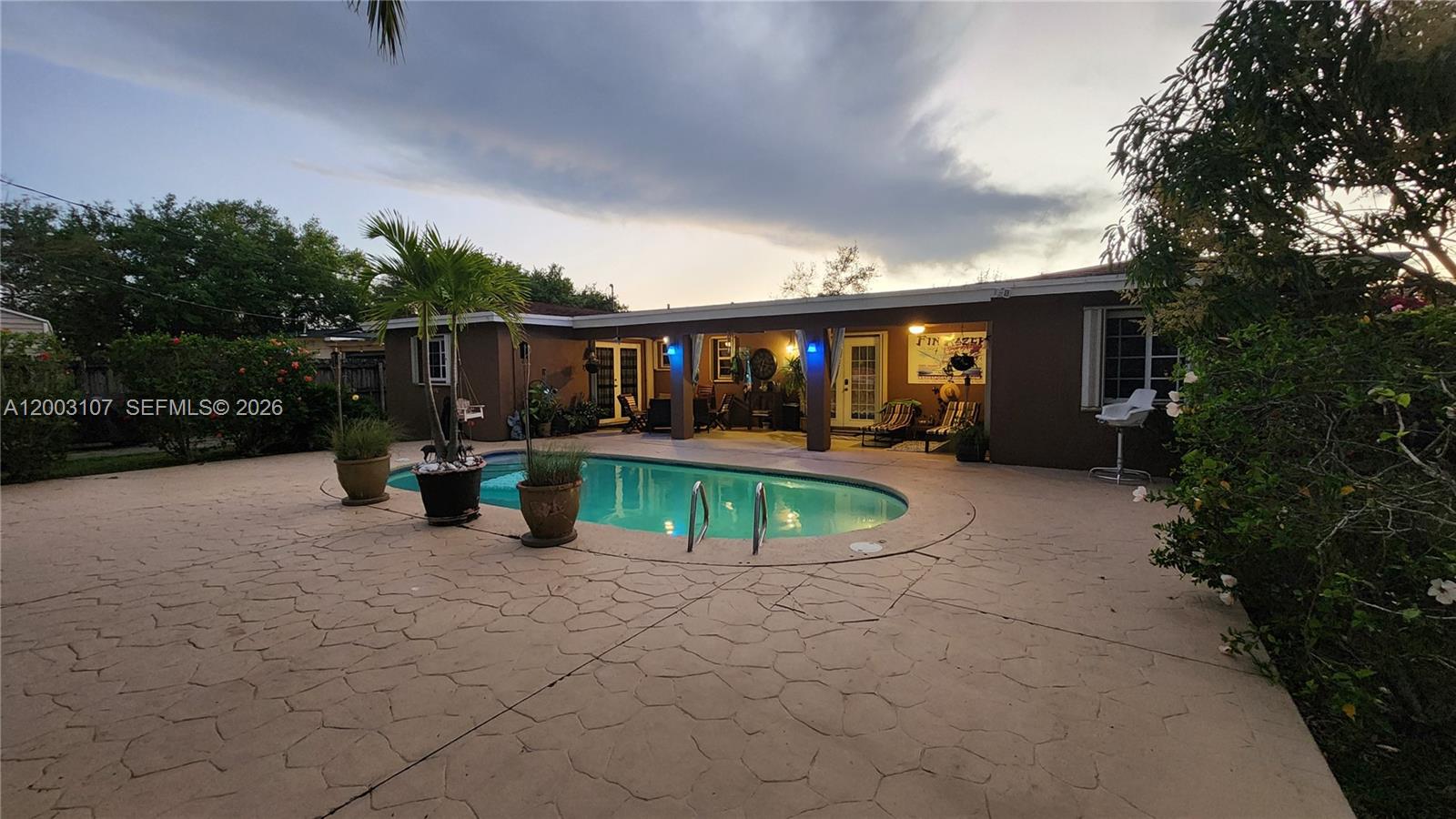 BENSON MANOR - Residential