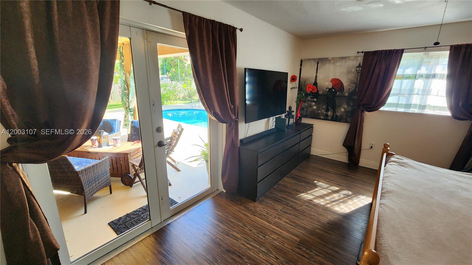 BENSON MANOR - Residential