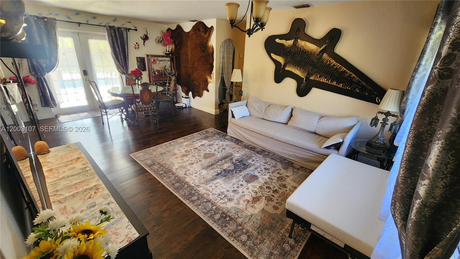 BENSON MANOR - Residential