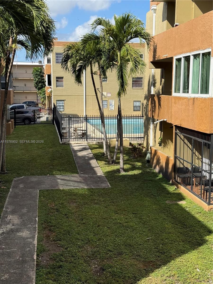 PALMETTO SPRINGS CONDO VI - Residential