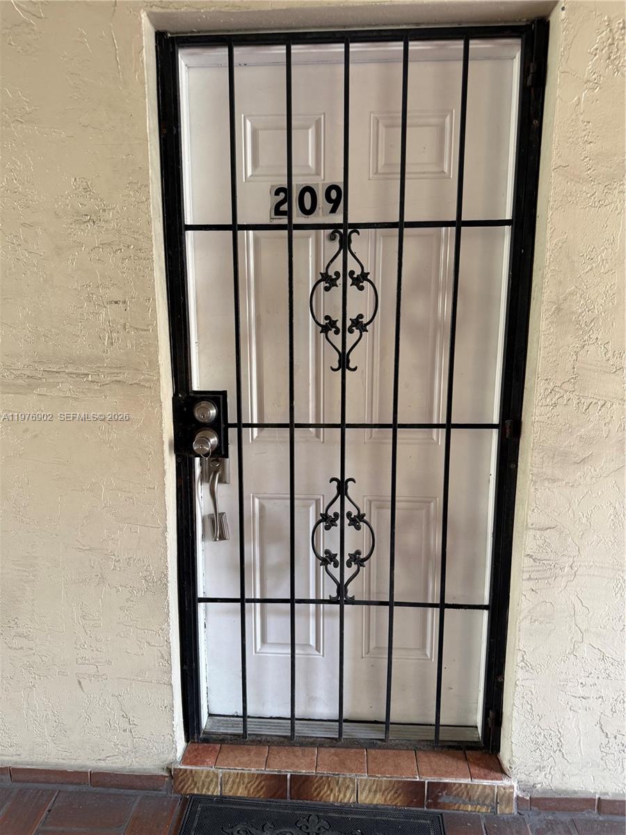 PALMETTO SPRINGS CONDO VI - Residential