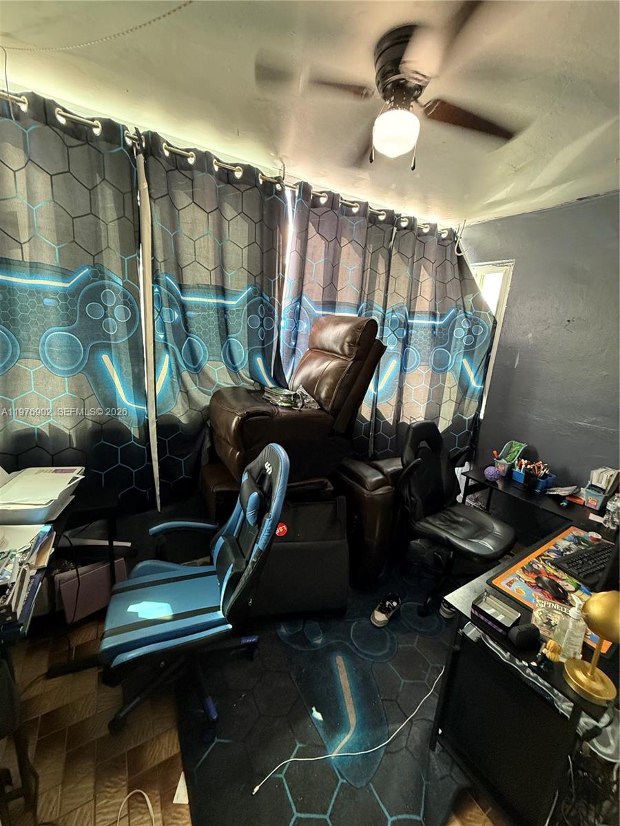 PALMETTO SPRINGS CONDO VI - Residential