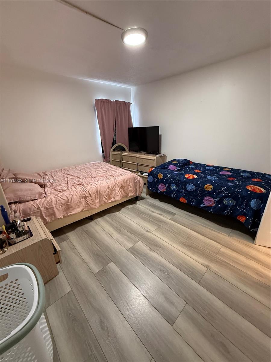 PALMETTO SPRINGS CONDO VI - Residential