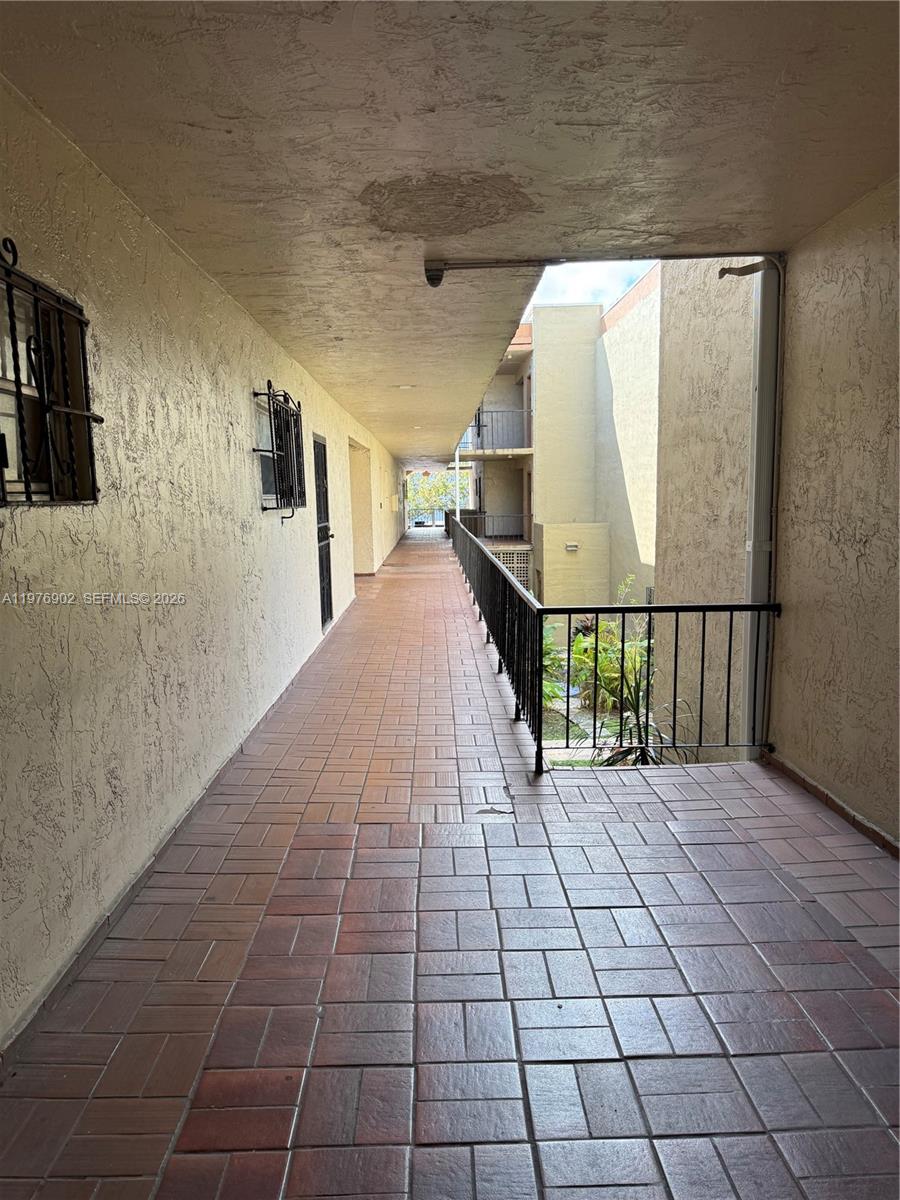 PALMETTO SPRINGS CONDO VI - Residential