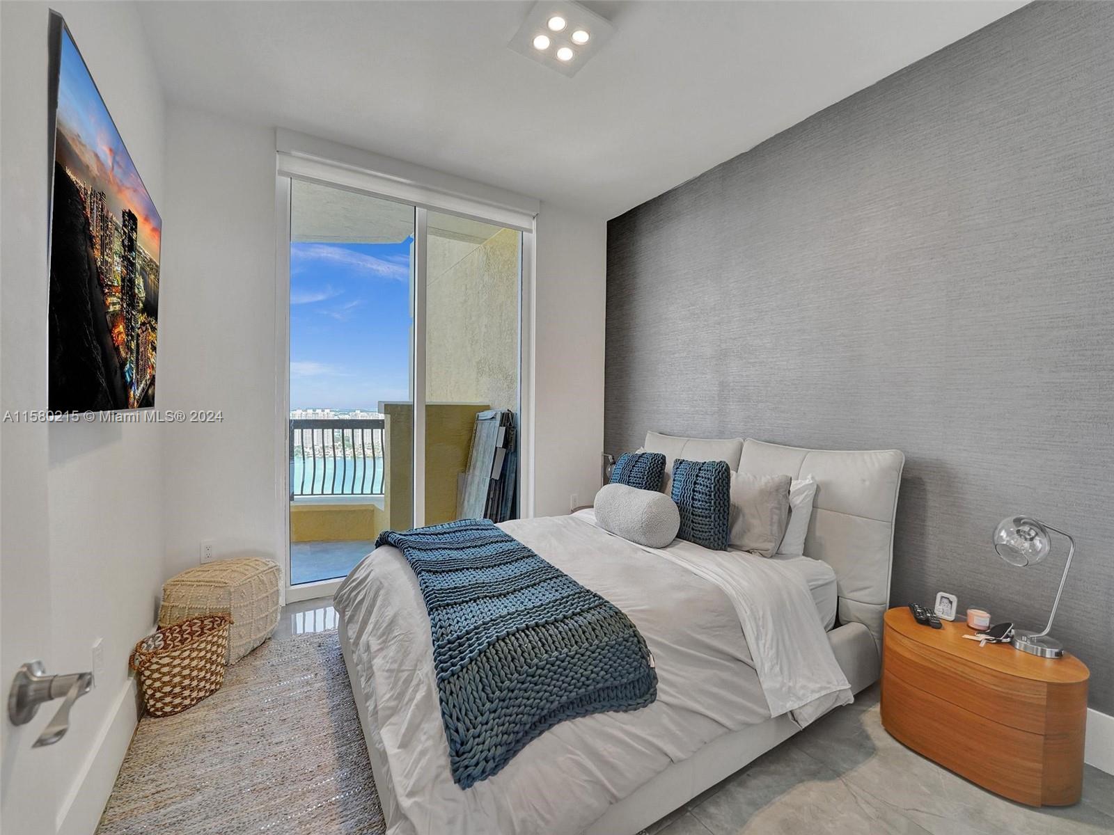 ACQUALINA OCEAN RESIDENCE - Residential