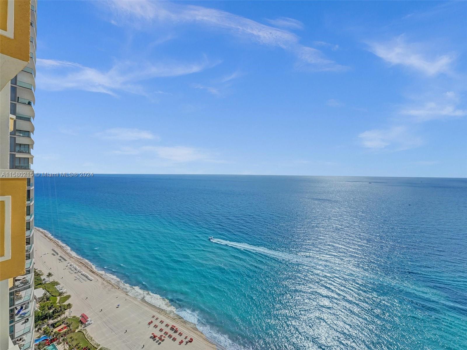 ACQUALINA OCEAN RESIDENCE - Residential