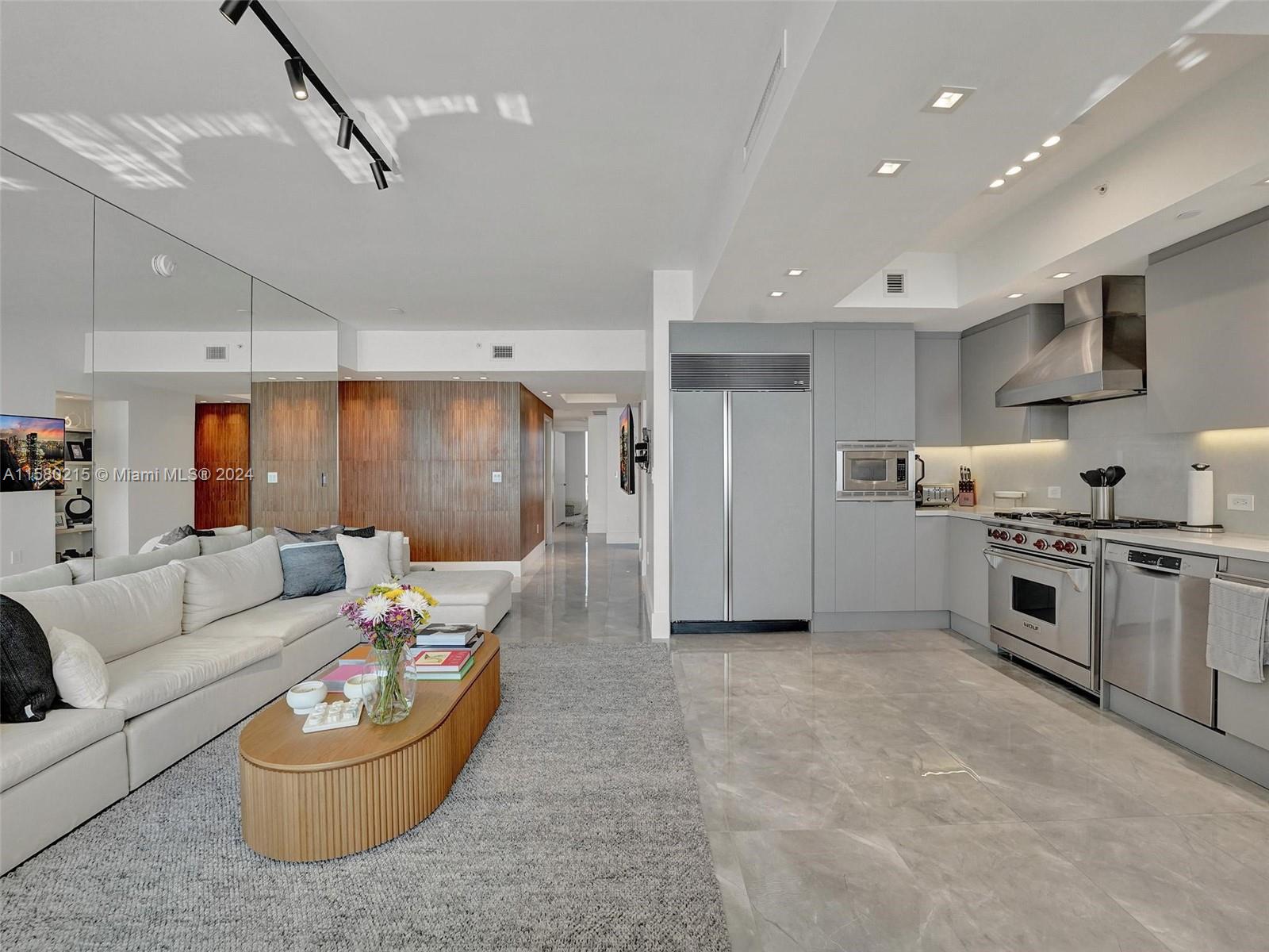 ACQUALINA OCEAN RESIDENCE - Residential