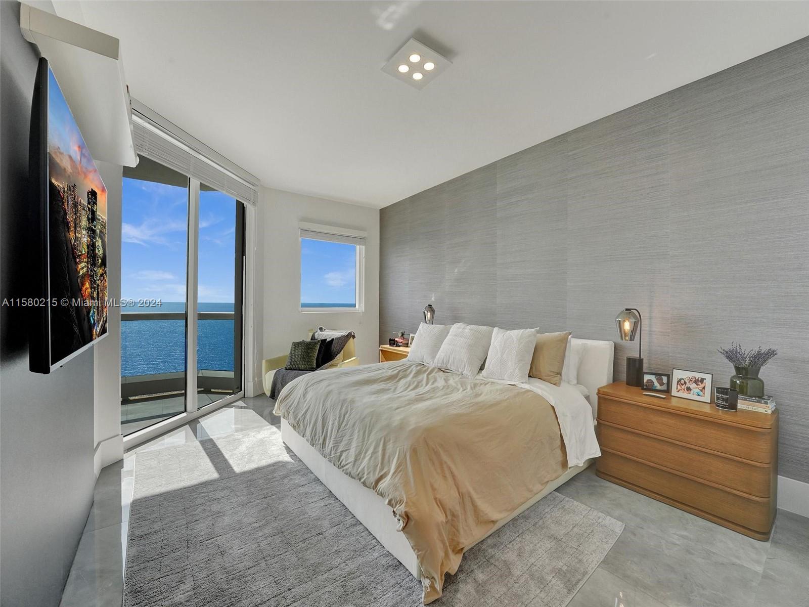 ACQUALINA OCEAN RESIDENCE - Residential