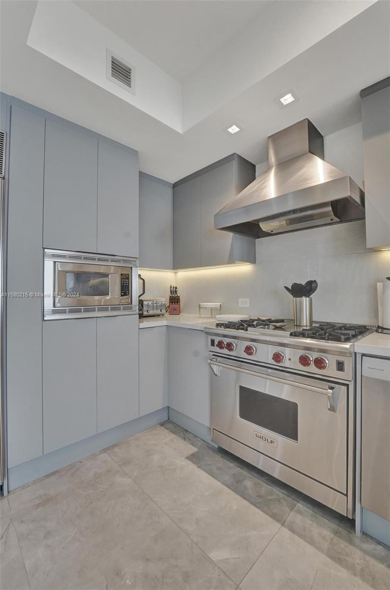 ACQUALINA OCEAN RESIDENCE - Residential